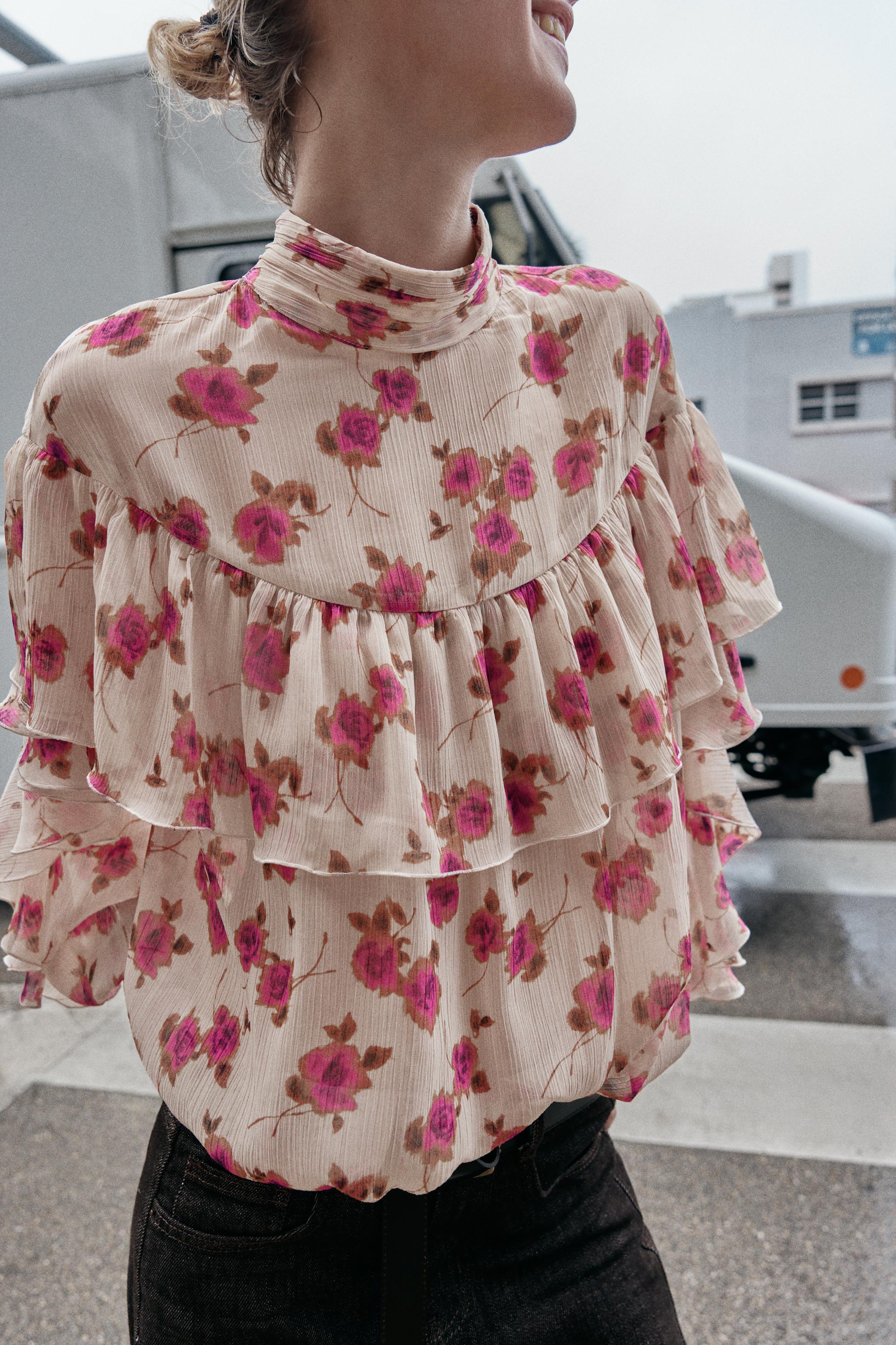 RUFFLED PRINT BLOUSE